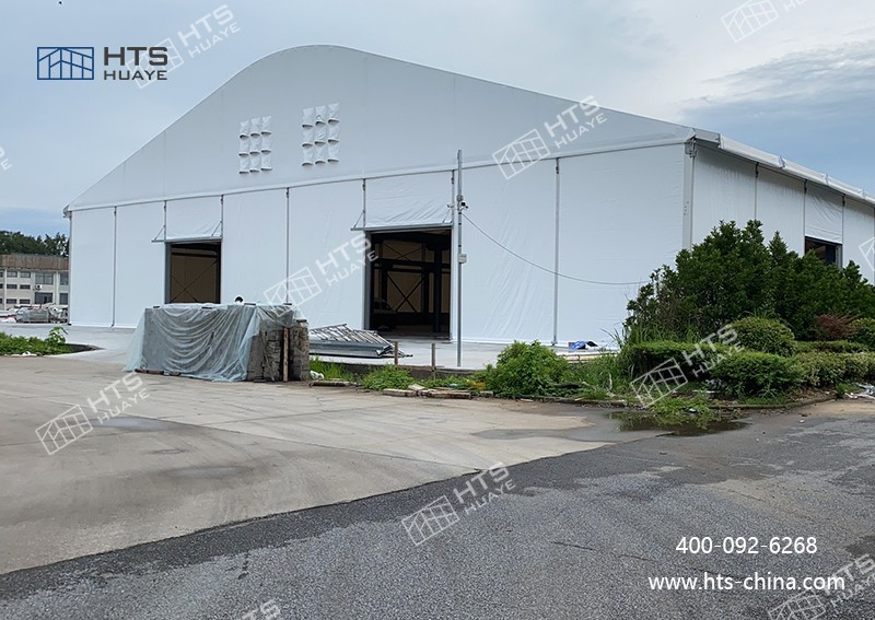 華燁倉庫篷房憑借其獨特優(yōu)勢，成為解決企業(yè)臨時倉儲痛點的優(yōu)選方案